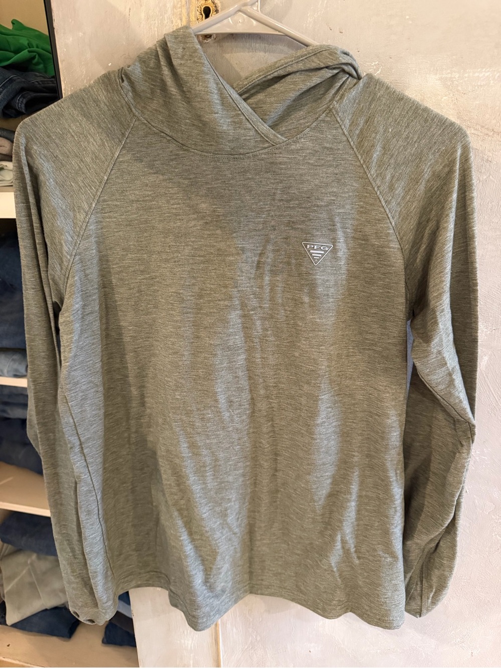 Women’s Lightweight Hooded Pullover Columbia